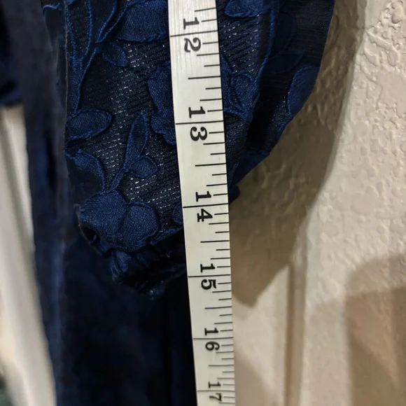 Vince Camuto Blue Floral Textured Minidress - Picture 6 of 15